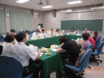 「99年度教師專長增能學分班」課程諮詢會議 